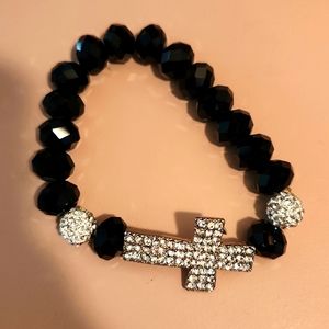 Beaded stretch cross bracelet